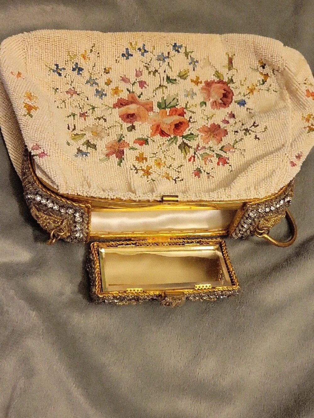 Handmade Vintage Embellished Floral Beaded Handbag - Cream